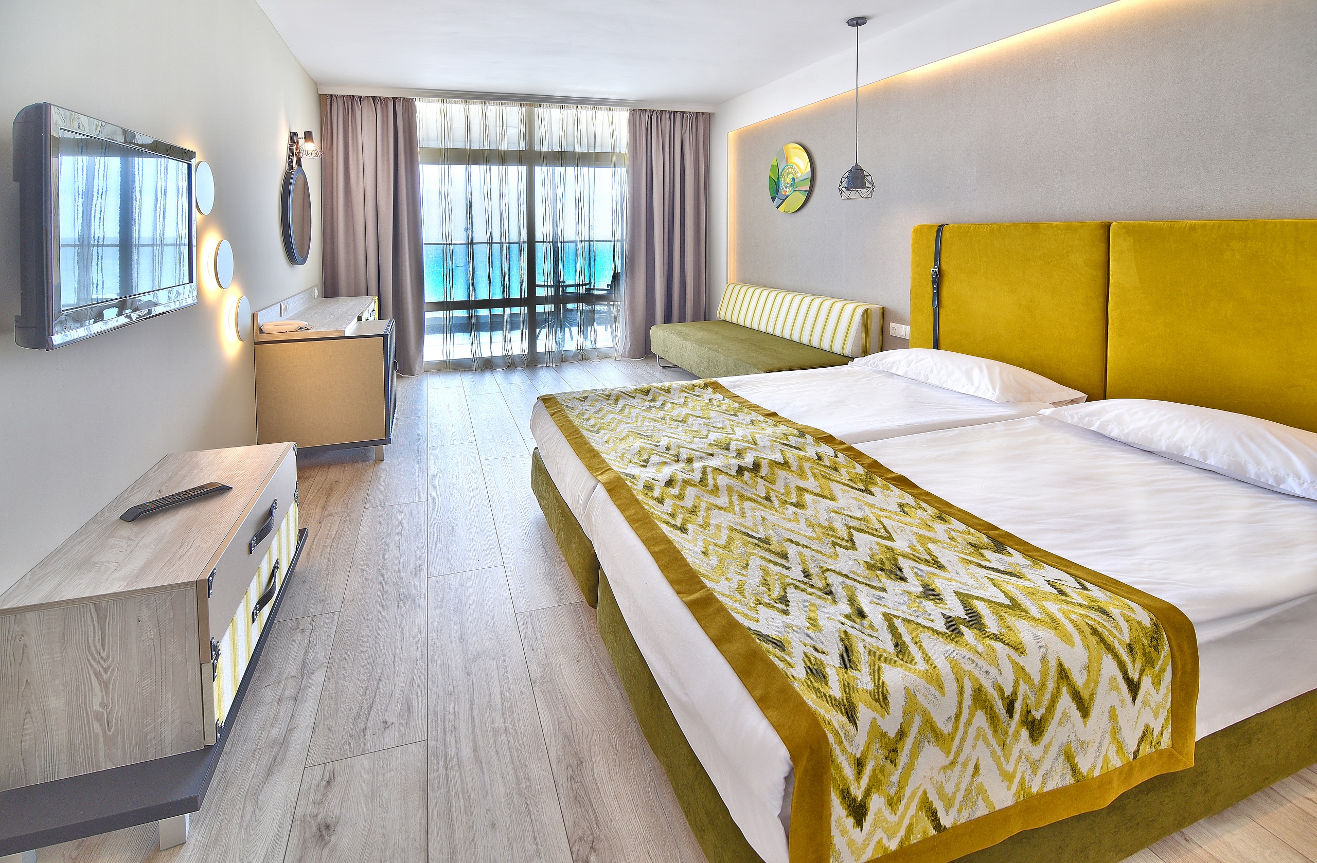 ROOM, DOUBLE BED, SEA VIEW