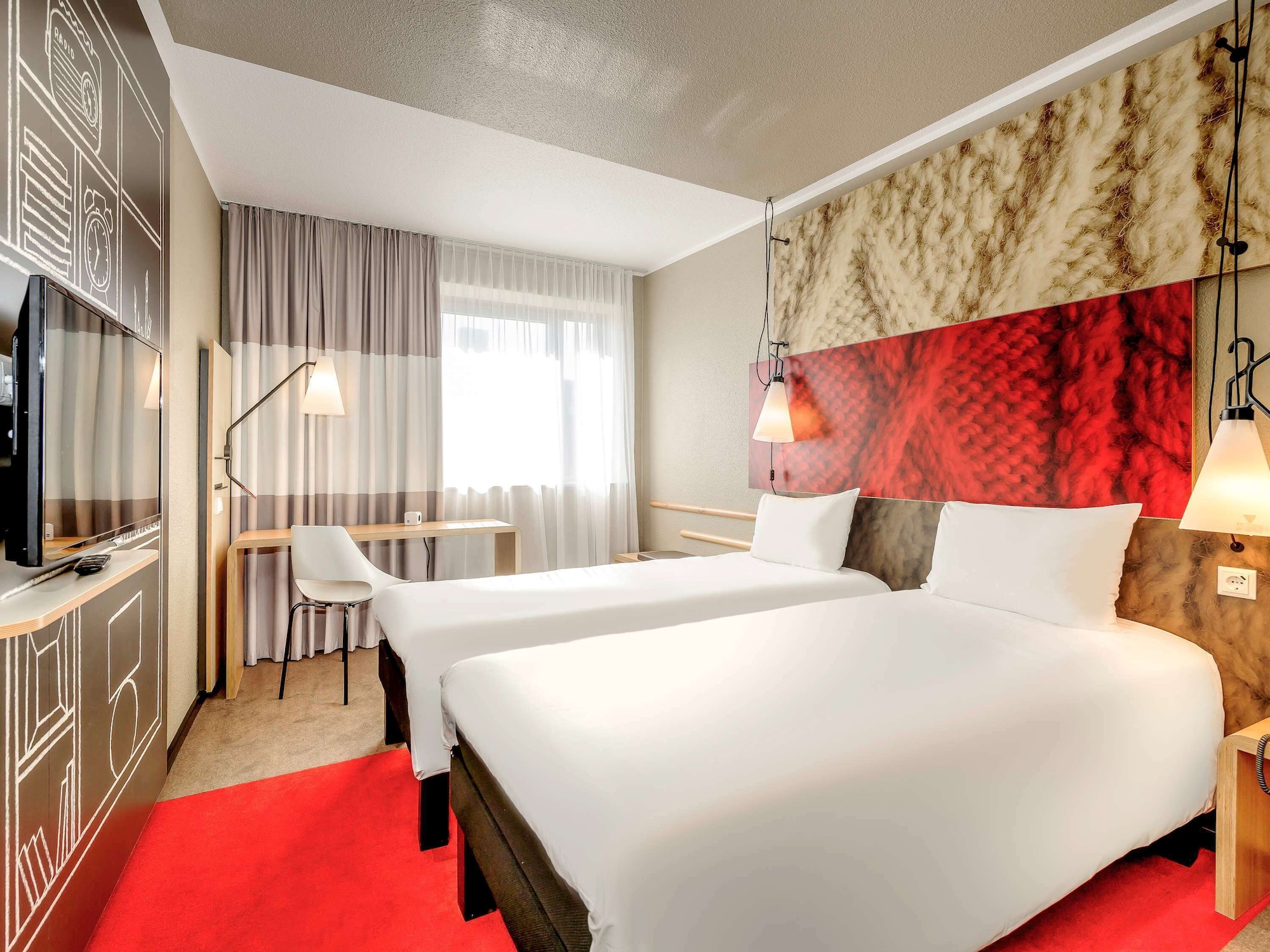 STANDARD, TWIN BEDS