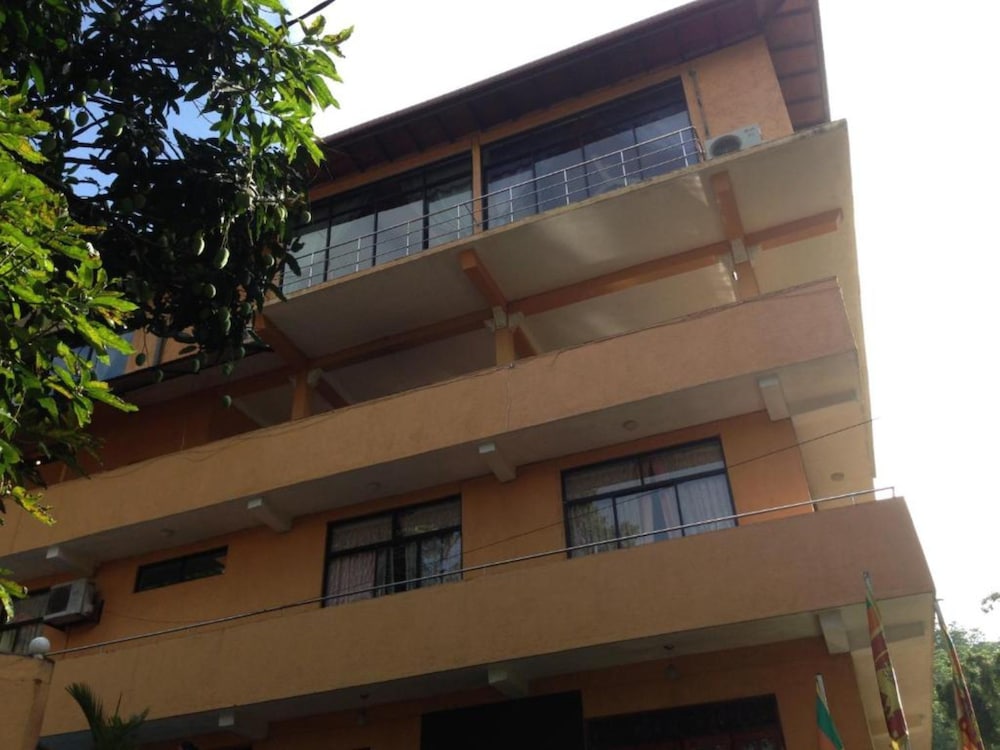 Kandy View Hotel 3/56