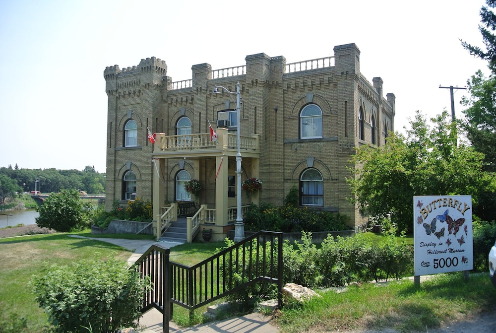 The Souris Hotel 11/14