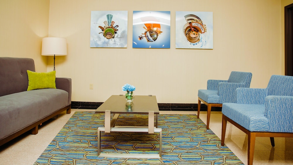 Holiday Inn Express & Suites Waller - Prairie View 35/54