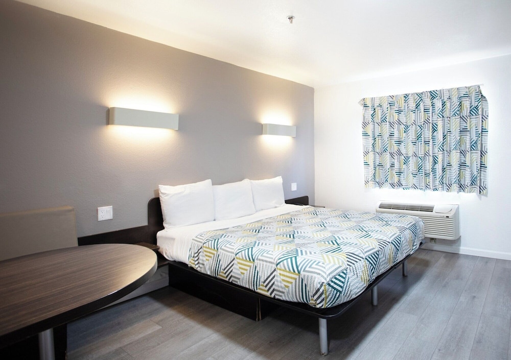 Motel6 Dallas, TX - Fair Park 39/54