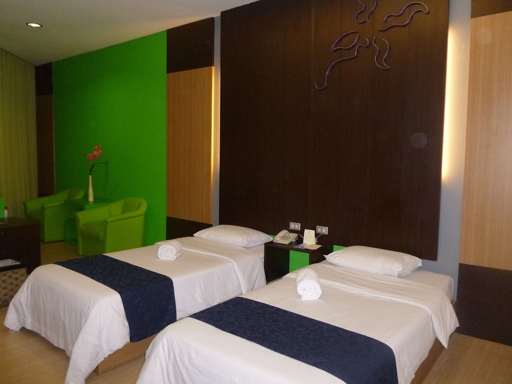 Hotel New Puri Garden Bandara Semarang 16/44