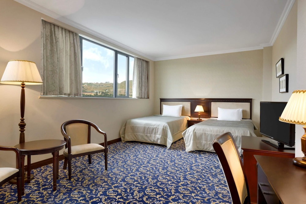 Ramada by Wyndham Baku 23/59