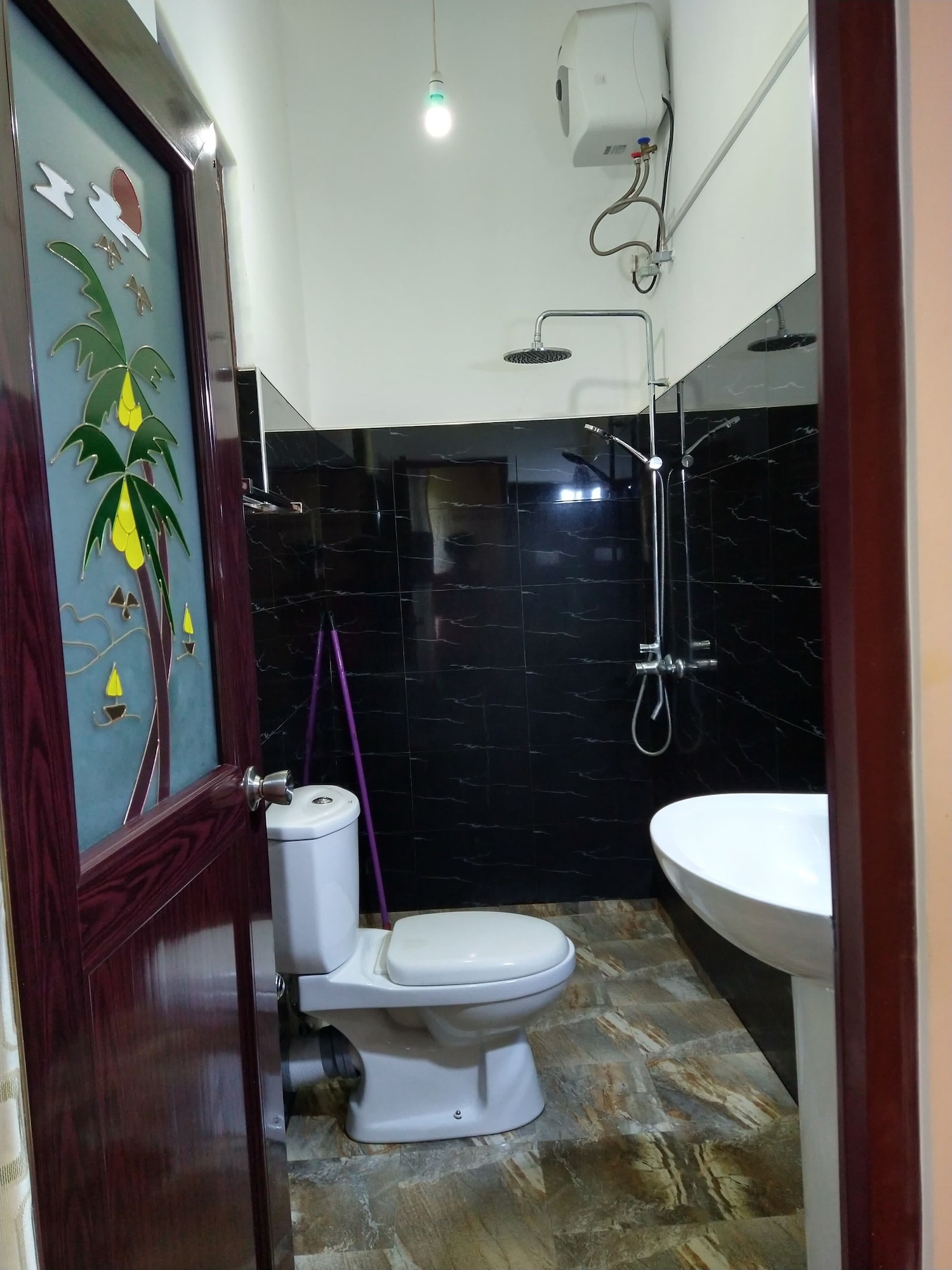 غرفة بسرير كينج بإطلالة على الحديقة بشرفة، All View Resort 5/5