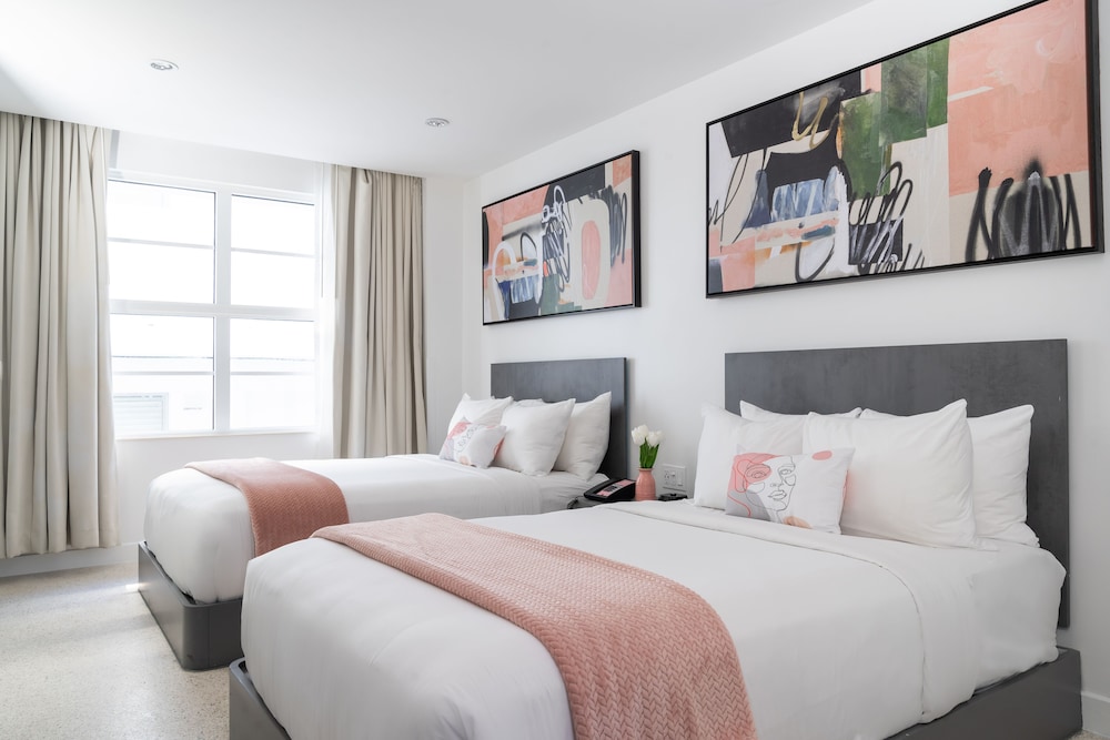 CLASSIC, 2 DOUBLE BEDS