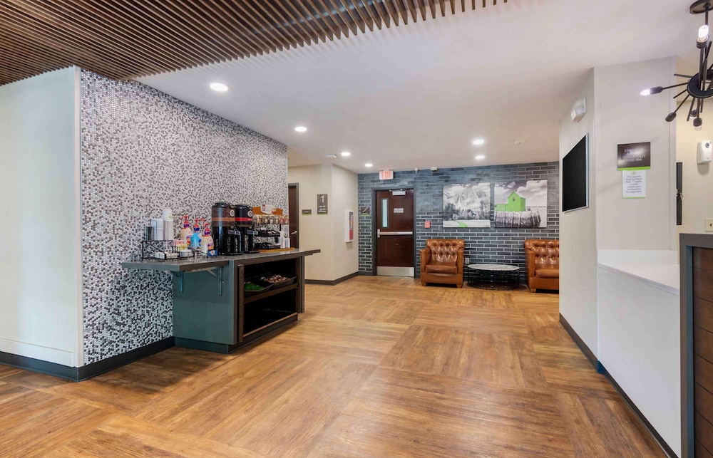 Extended Stay America - Charlotte - University Place 10/53