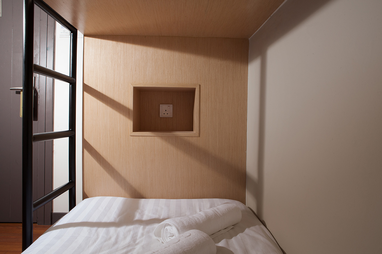 Double Bed, No Window