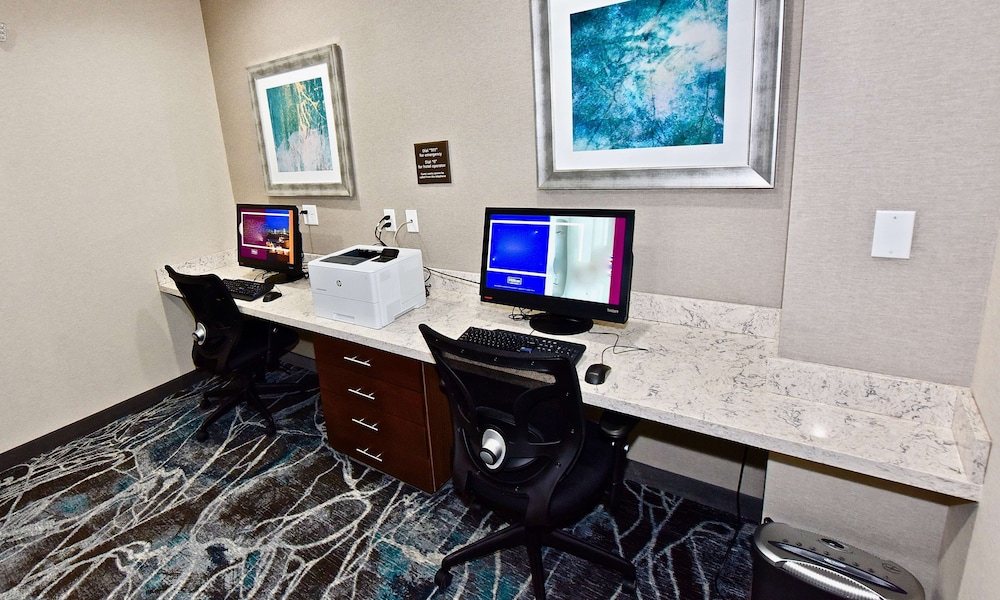 Hampton Inn Kirksville 56/62