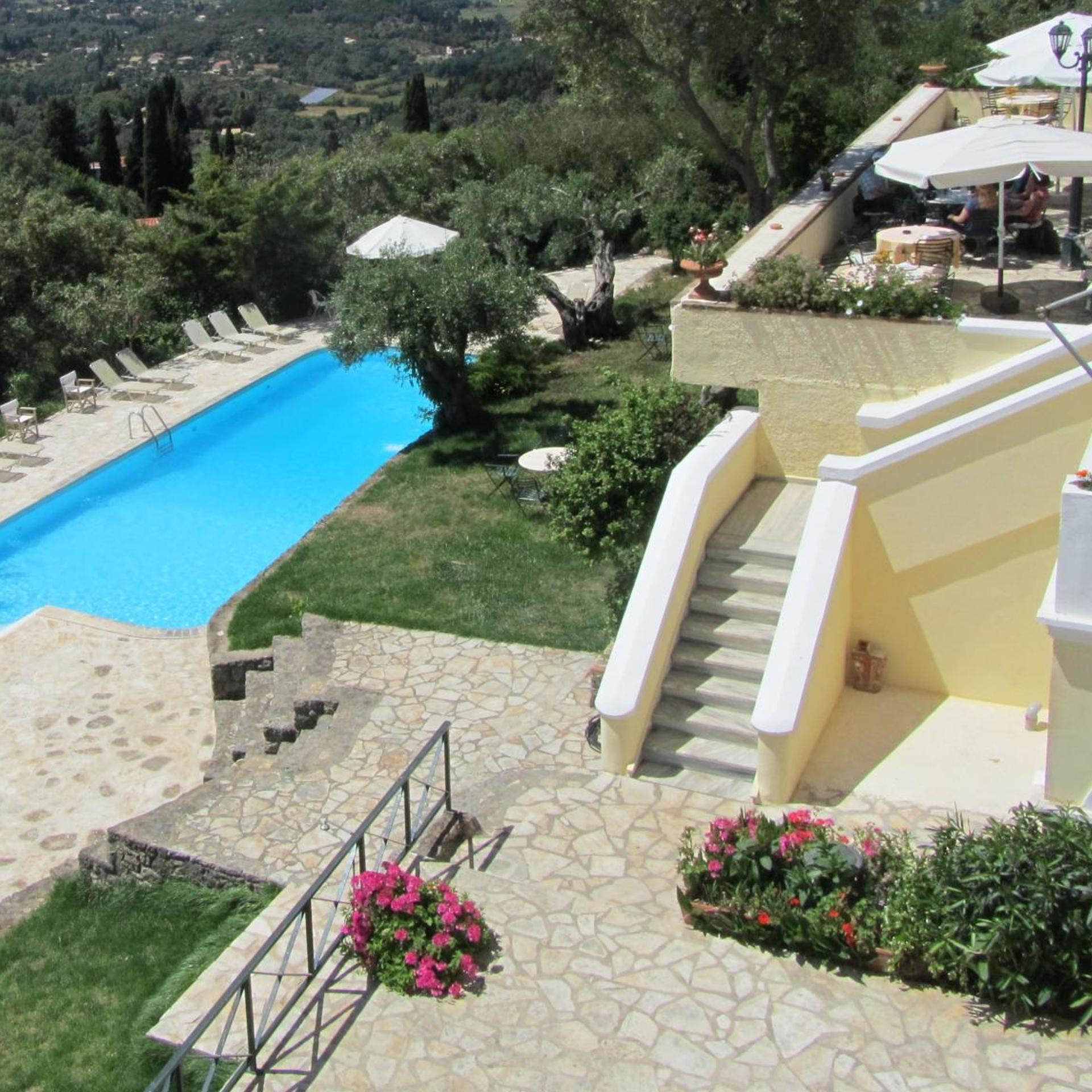 Levant Hotel 28/33