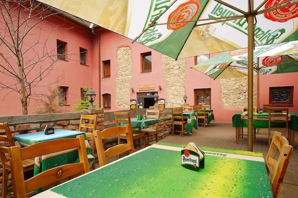 Stary Pivovar Hotel 48/65