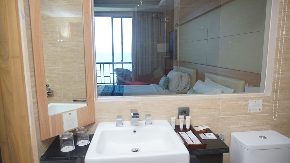SOTIS HOTEL 26/53
