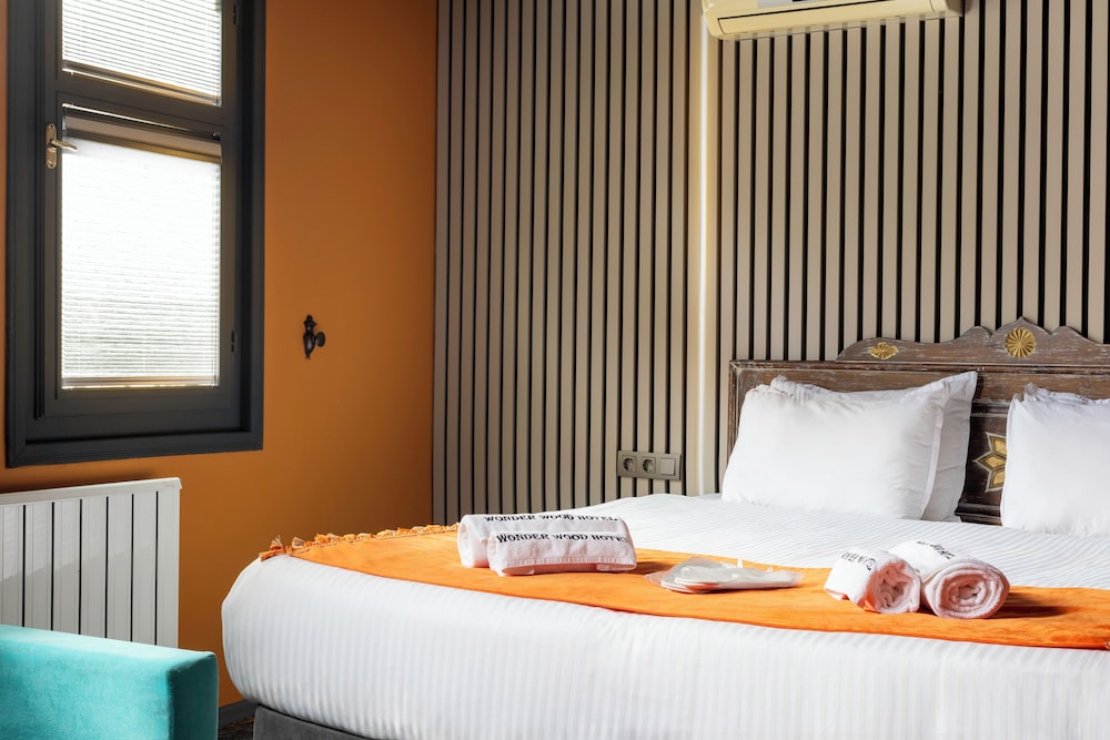 Wonder Wood Hotel 14/59