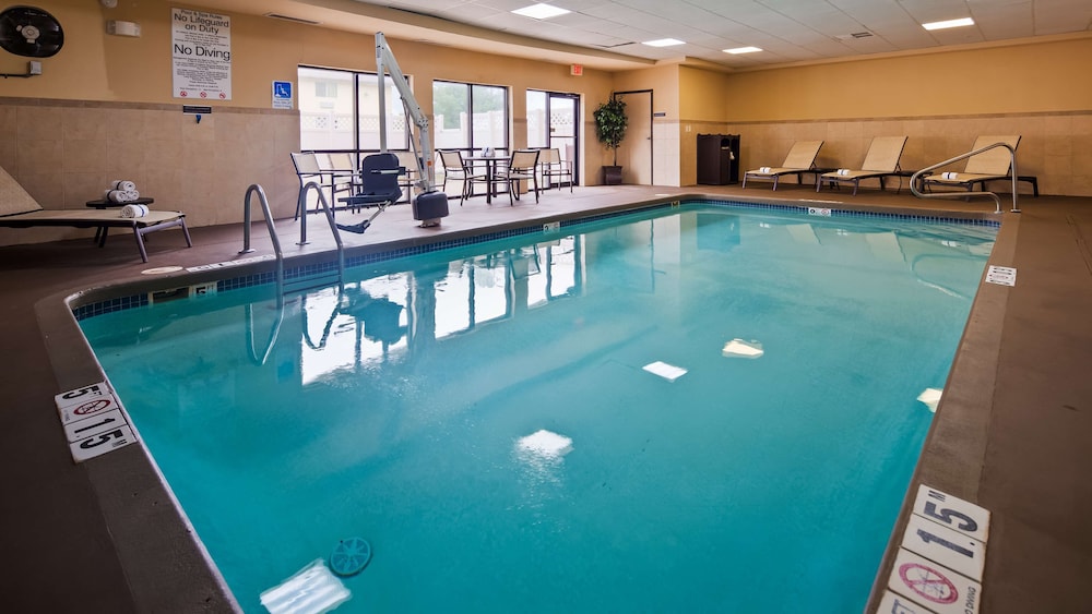 Best Western Plus Kansas City Airport-Kci East 1/43