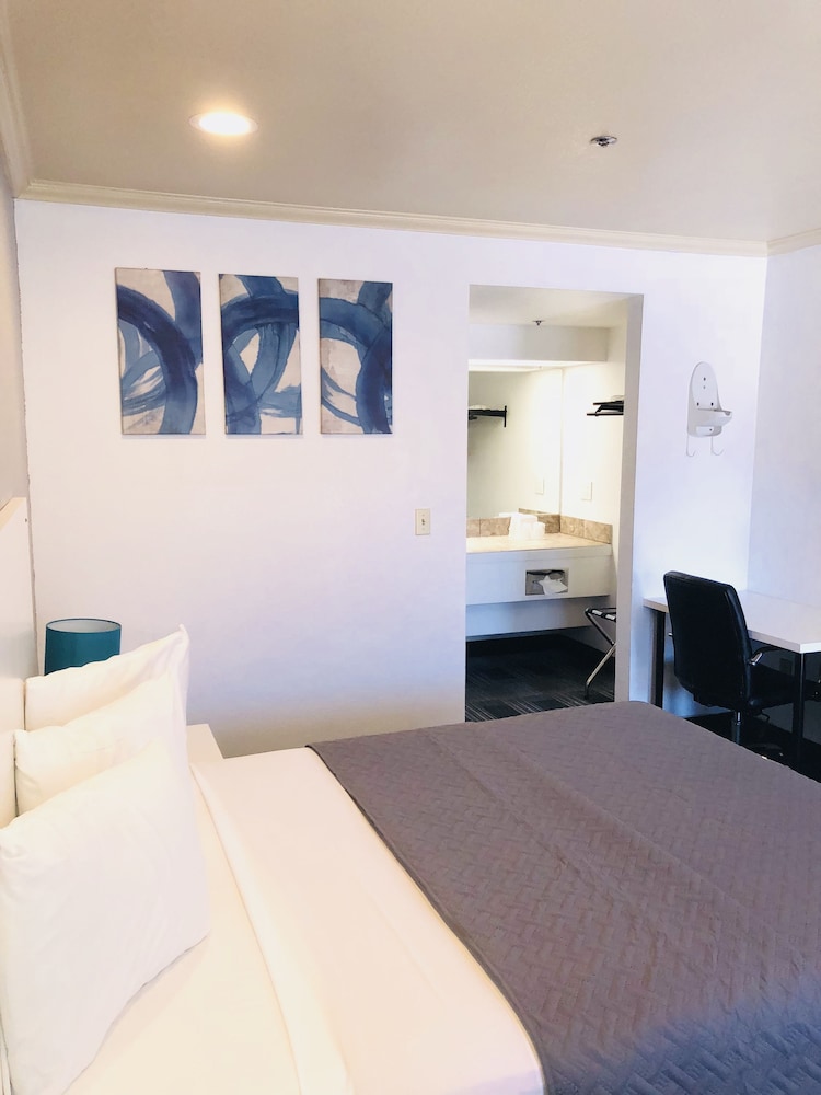 BridgePoint Inn Daly City 13/39