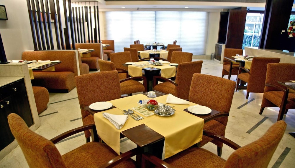 The Muse Sarovar Portico, Nehru Place 29/42