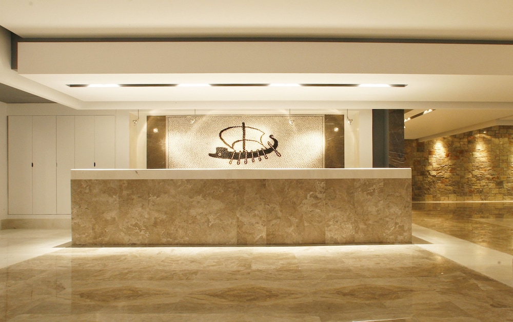 Pedi Beach Hotel 10/59