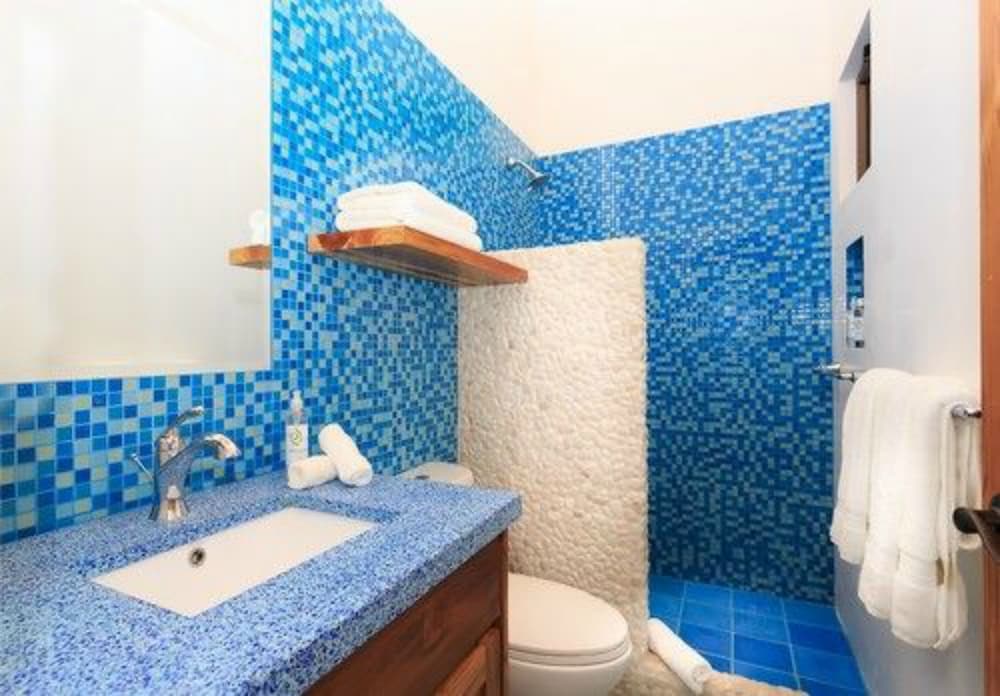 Olas Verdes Hotel 32/33