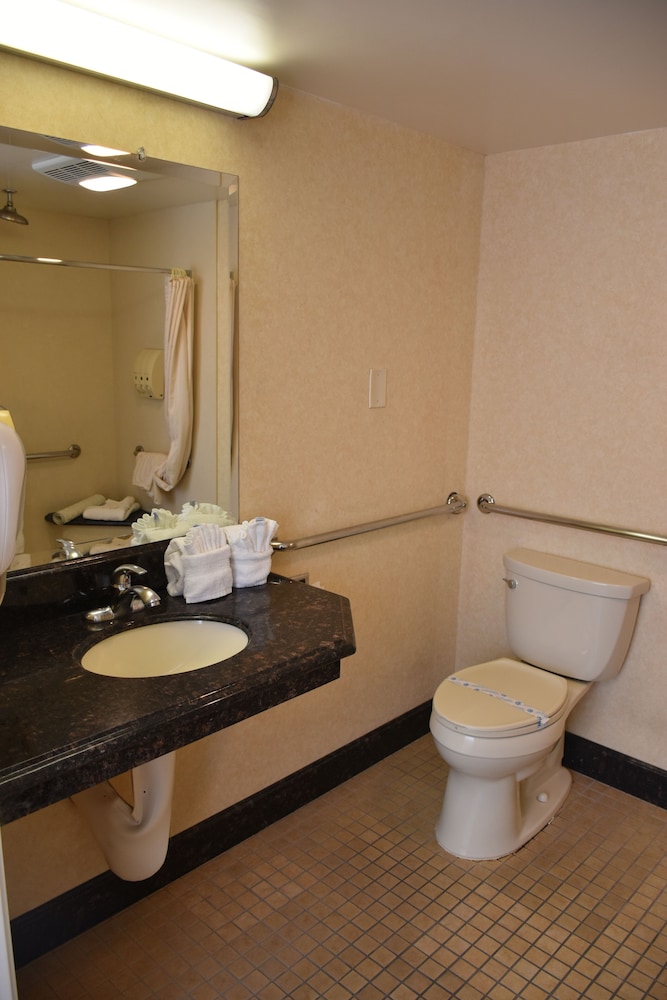 Ontario Airport Inn 58/60