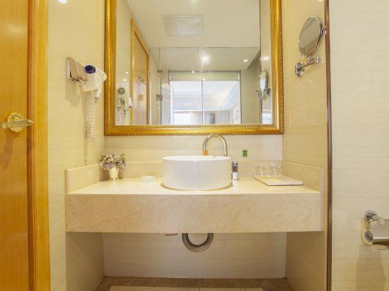 Vienna International Hotel (Pingdingshan Yingcheng) 48/50