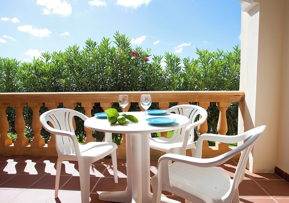Apartamentos Sol Romantica by DOT Suites 40/57
