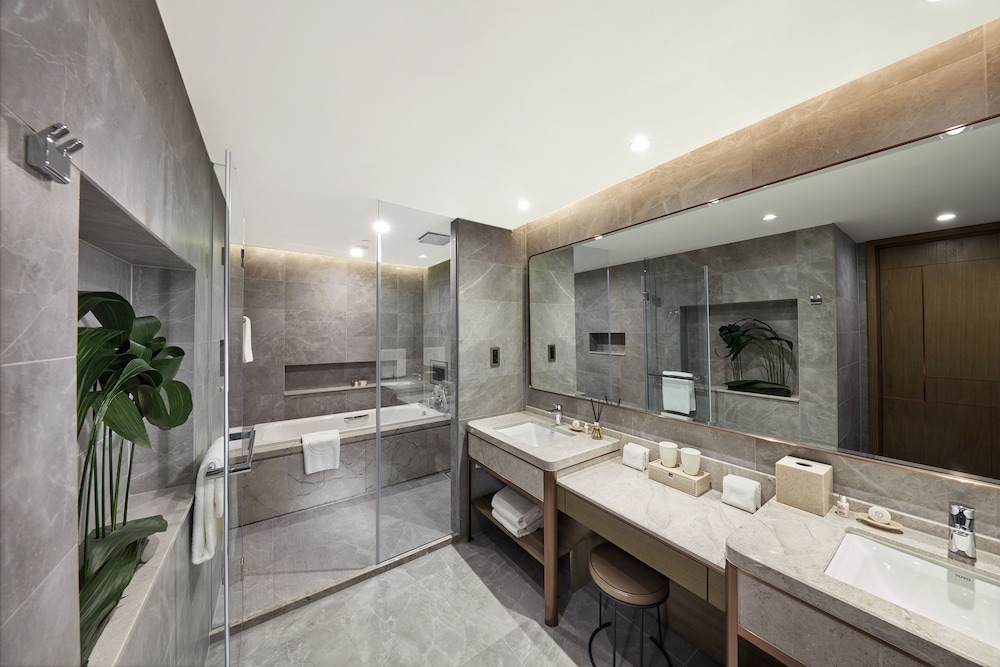 Oasis Aurum 181 Hotel 19/43