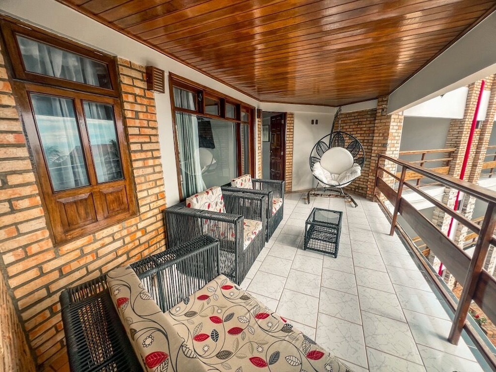 Falesia Praia Hotel 20/42