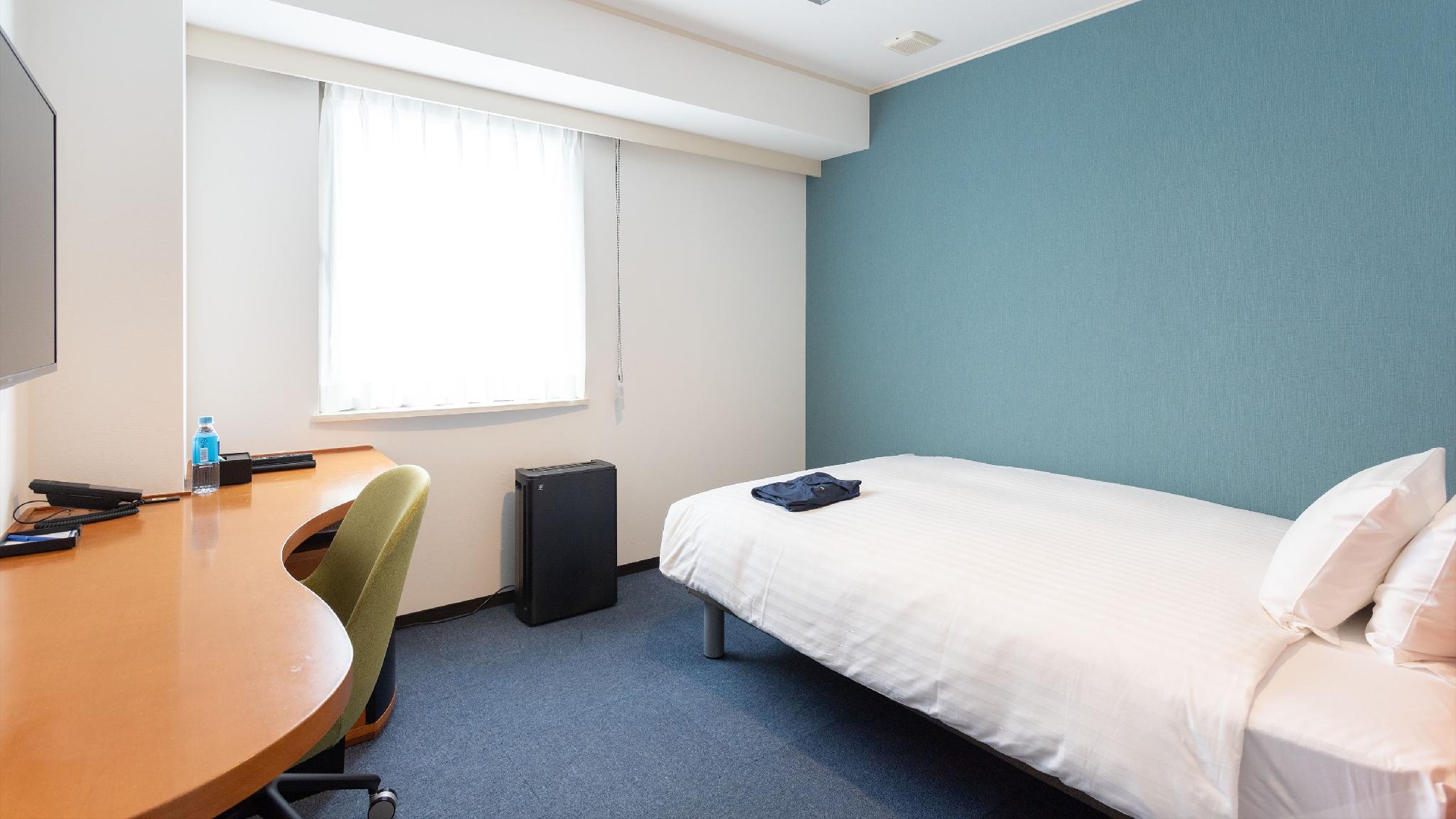 Room, Single, Double Bed, Smoking