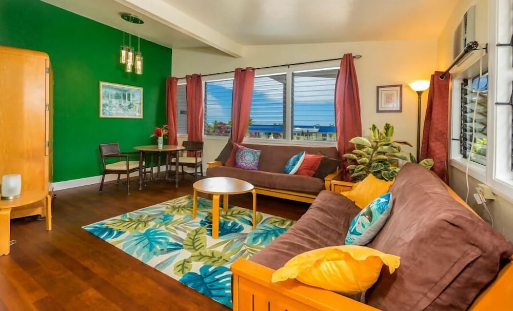 Luana Nai'a Inn 26/50