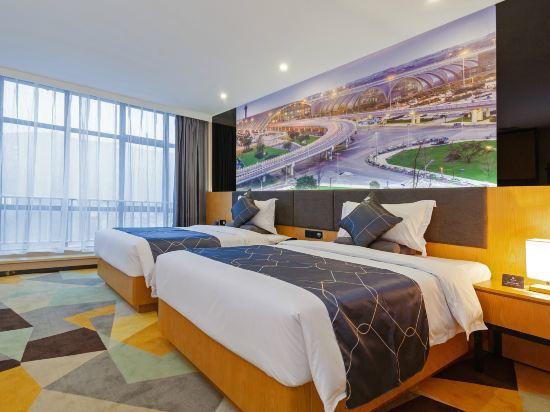 Chonpines Hotel (Guangyuan Nanhe Central Square) 11/33