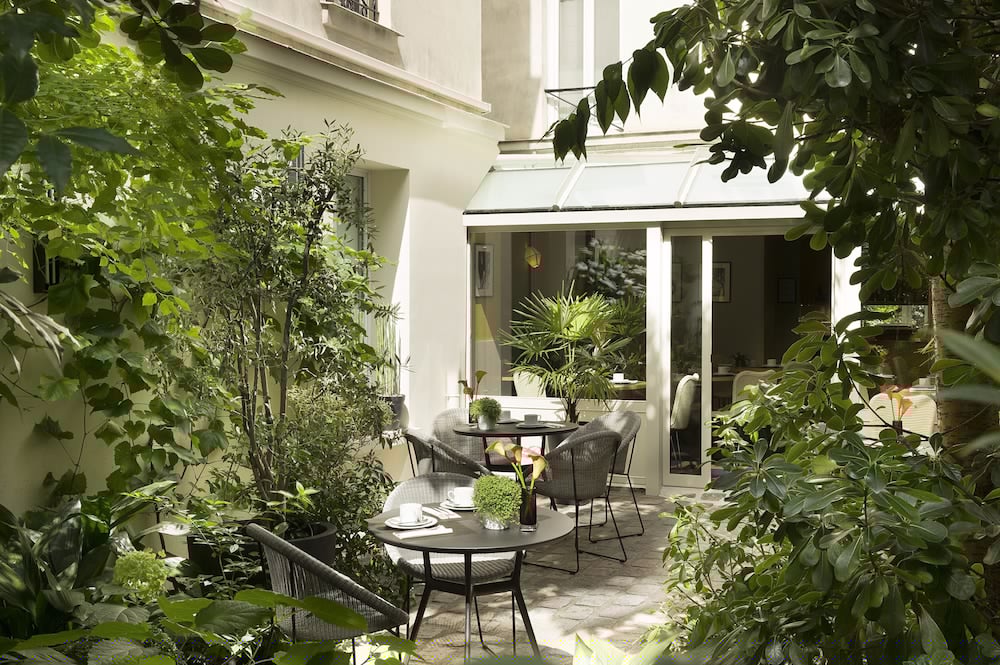 Hotel A La Villa Des Artistes 44/72