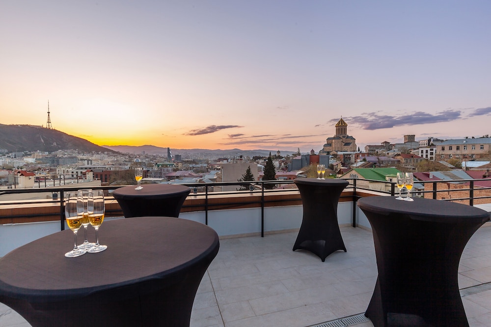 Clocks Hotel Tbilisi 21/37