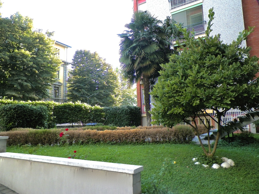 Aiello Suites Executive 23/29