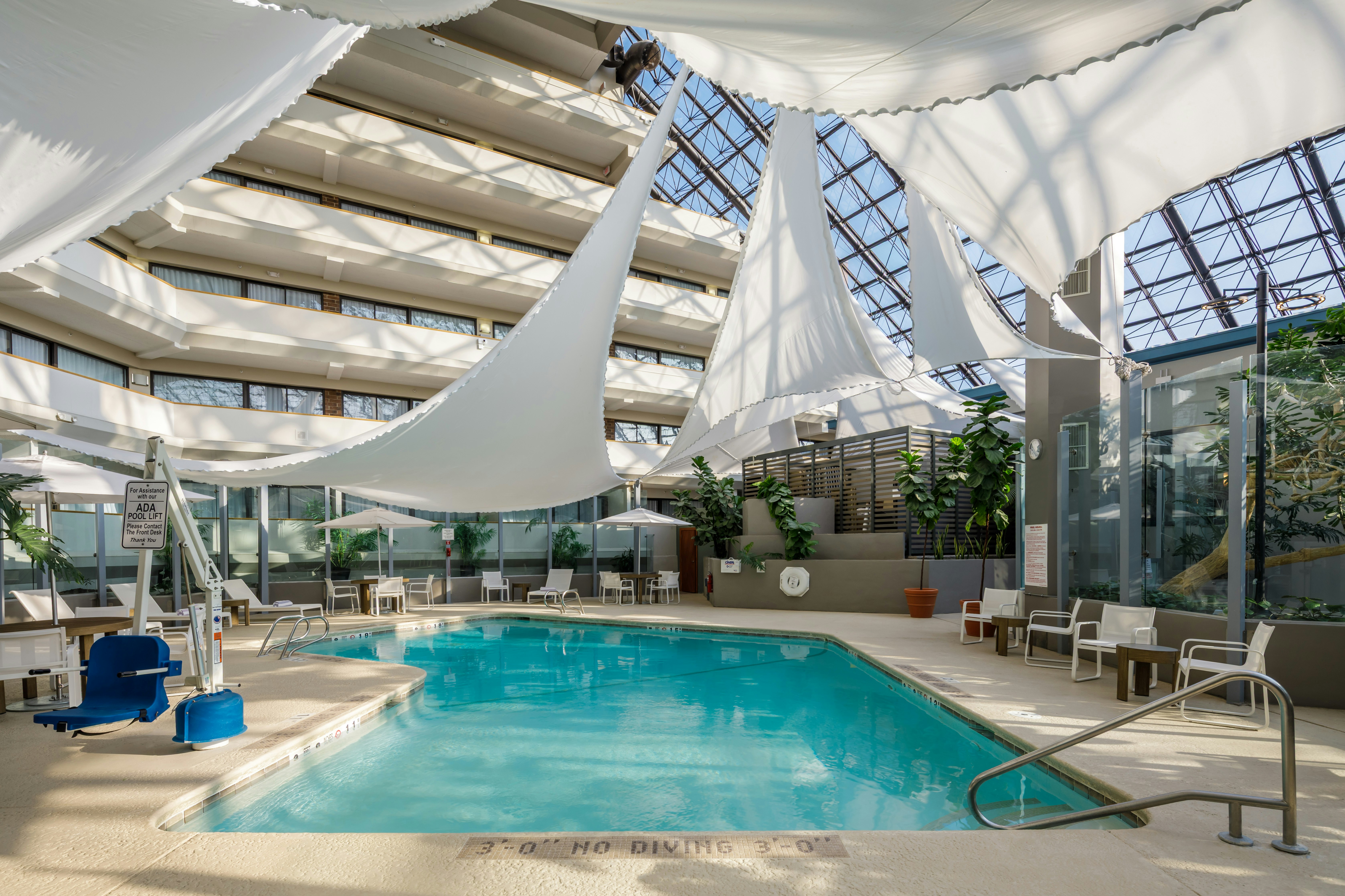Doubletree By Hilton Hotel Rochester 26/80