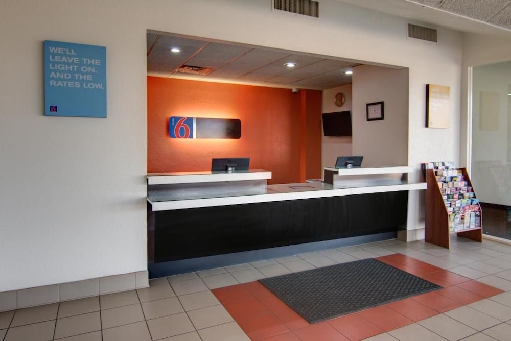 Motel6 Mount Pleasant, TX 10/46