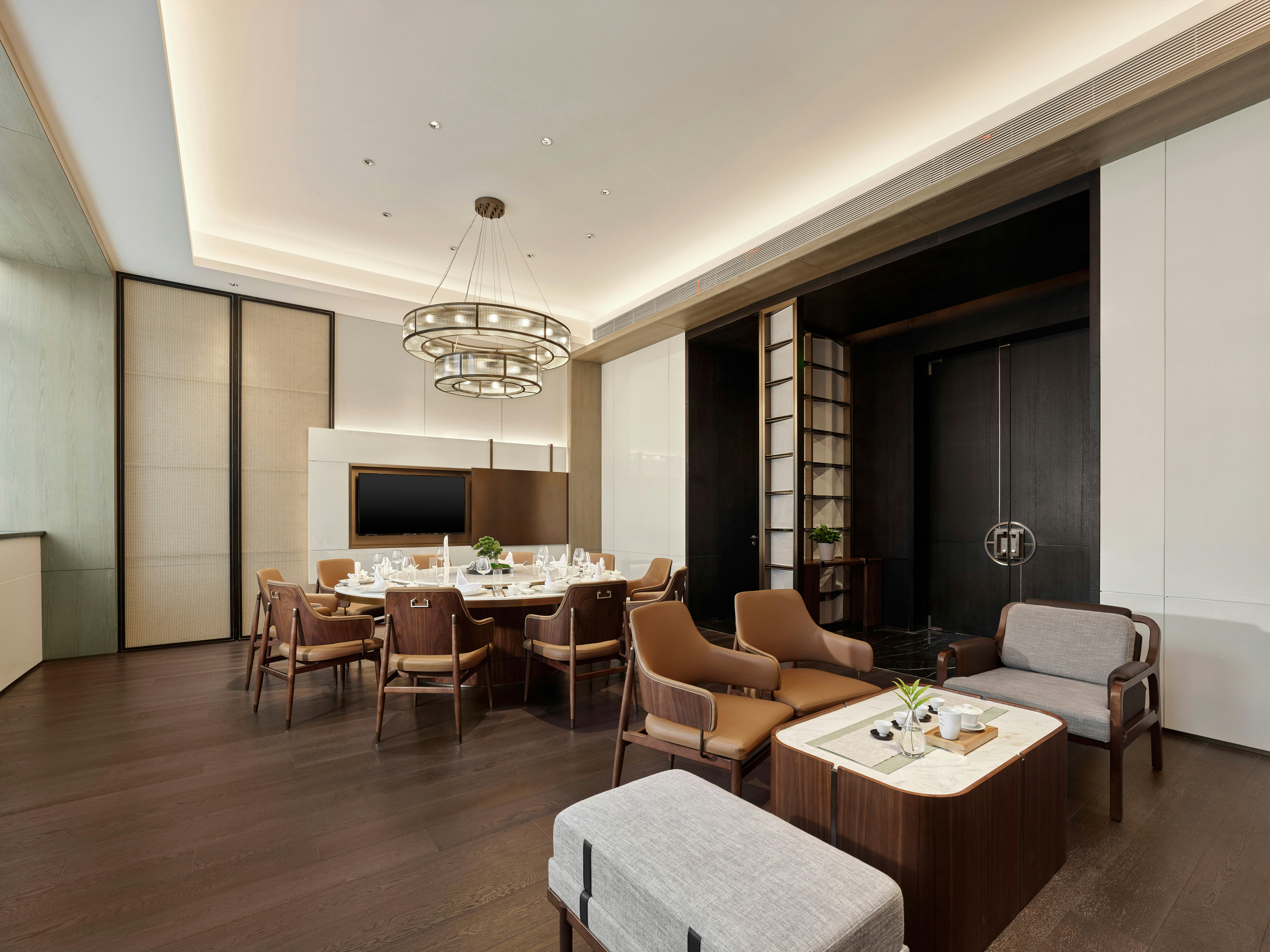 Hilton Jiaxing 13/28