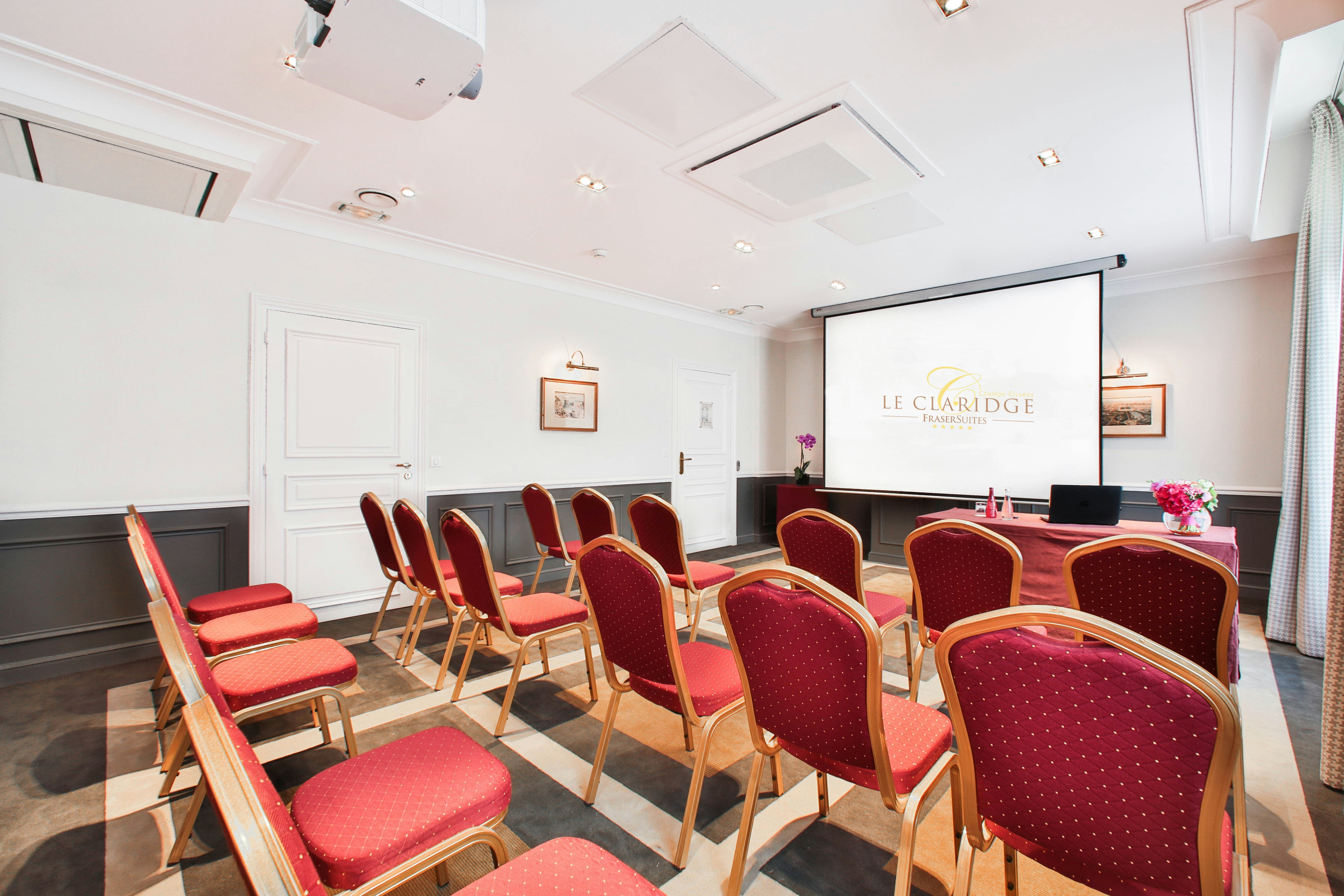 Fraser Suites Le Claridge Champs-Elysees 57/67
