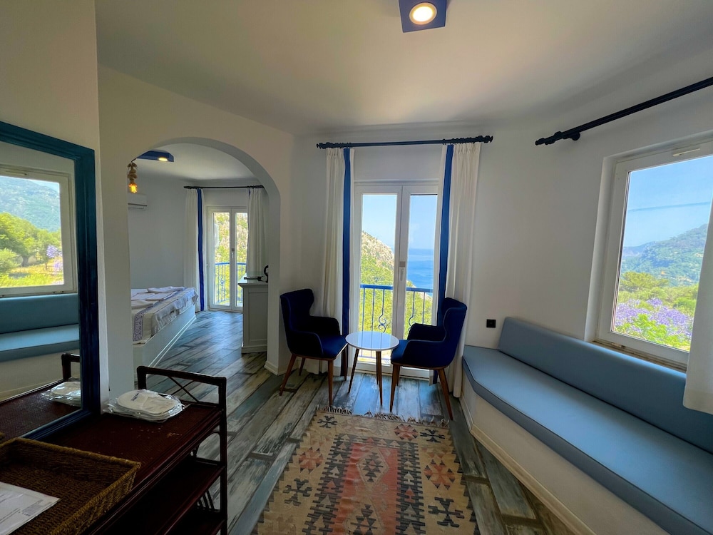 LAVANTA HOTEL TURUNC 50/73