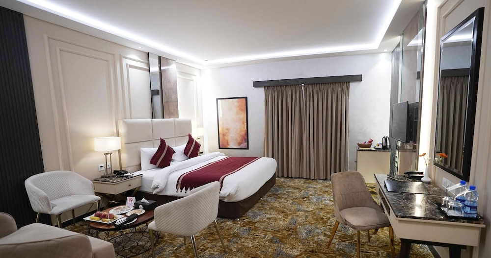 Best Western Plus Grand Hotel Multan 29/61