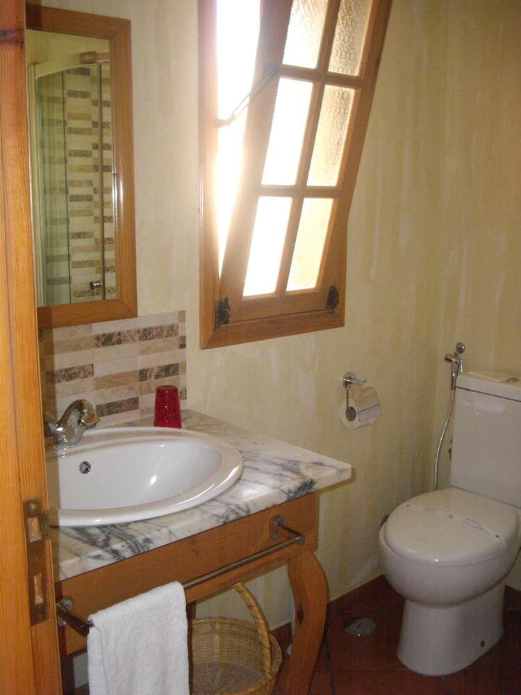 Kiras Boutique Hotel 71/71