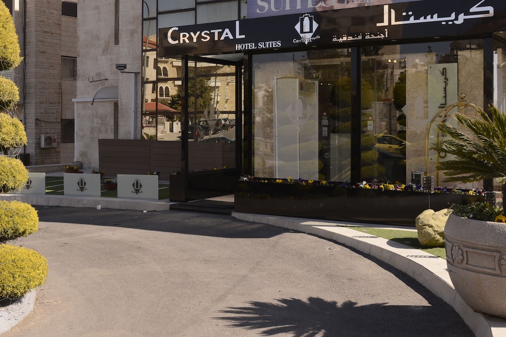 Crystal Suites 21/25