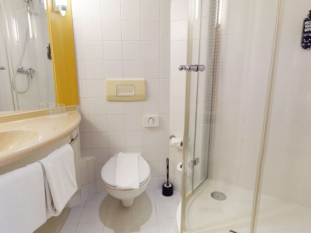 Ibis Bratislava Centrum Hotel 8/66