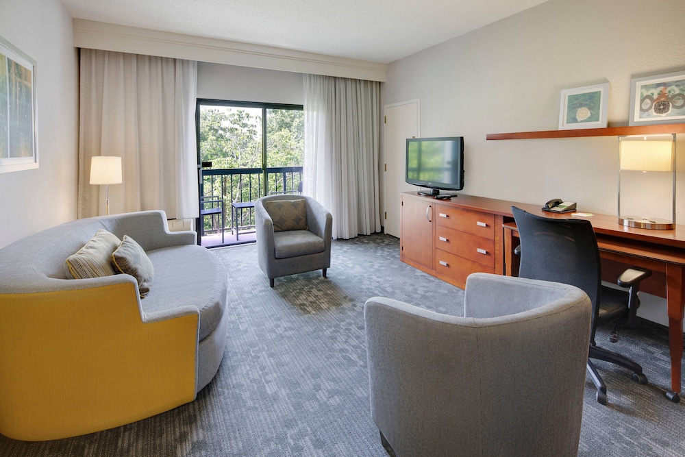 Courtyard Atlanta Norcross/Peachtree Corners 29/48