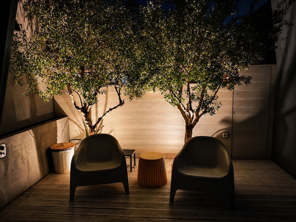 Athina Art Apartments 38/43