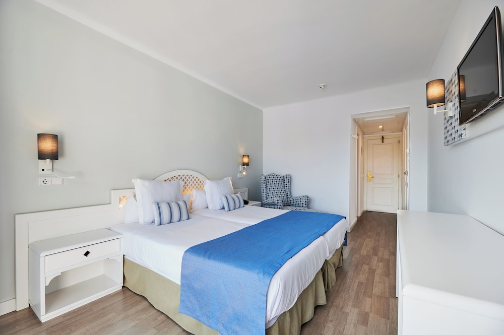 Hotel ROC Oberoy Adults Only +16 26/64