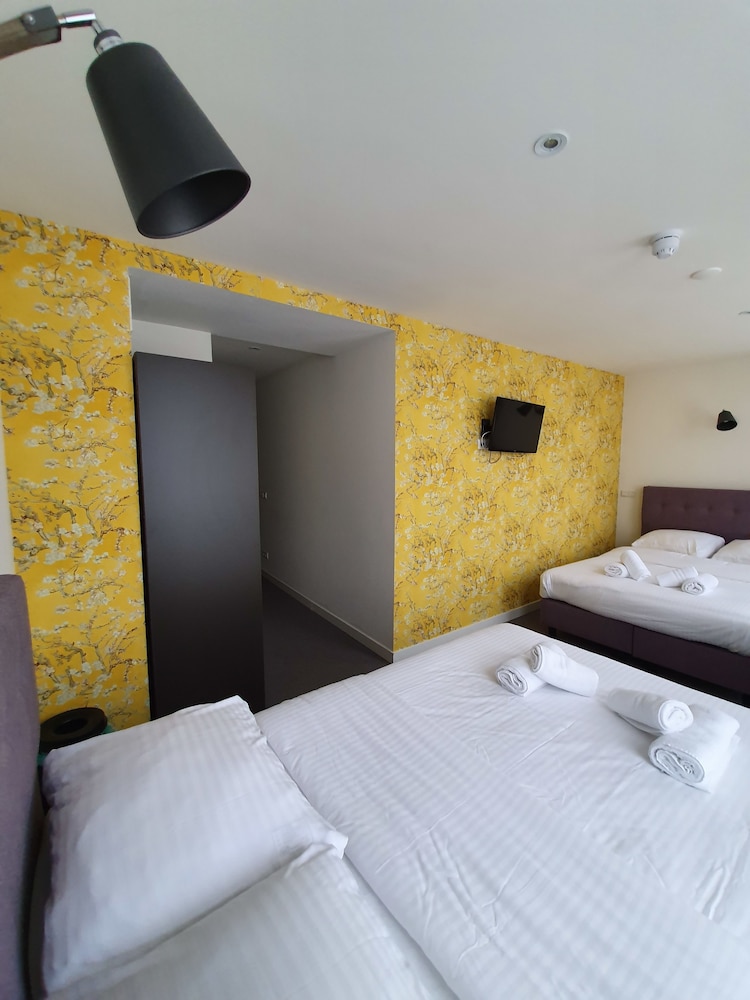 Hotel Heye 130 24/47