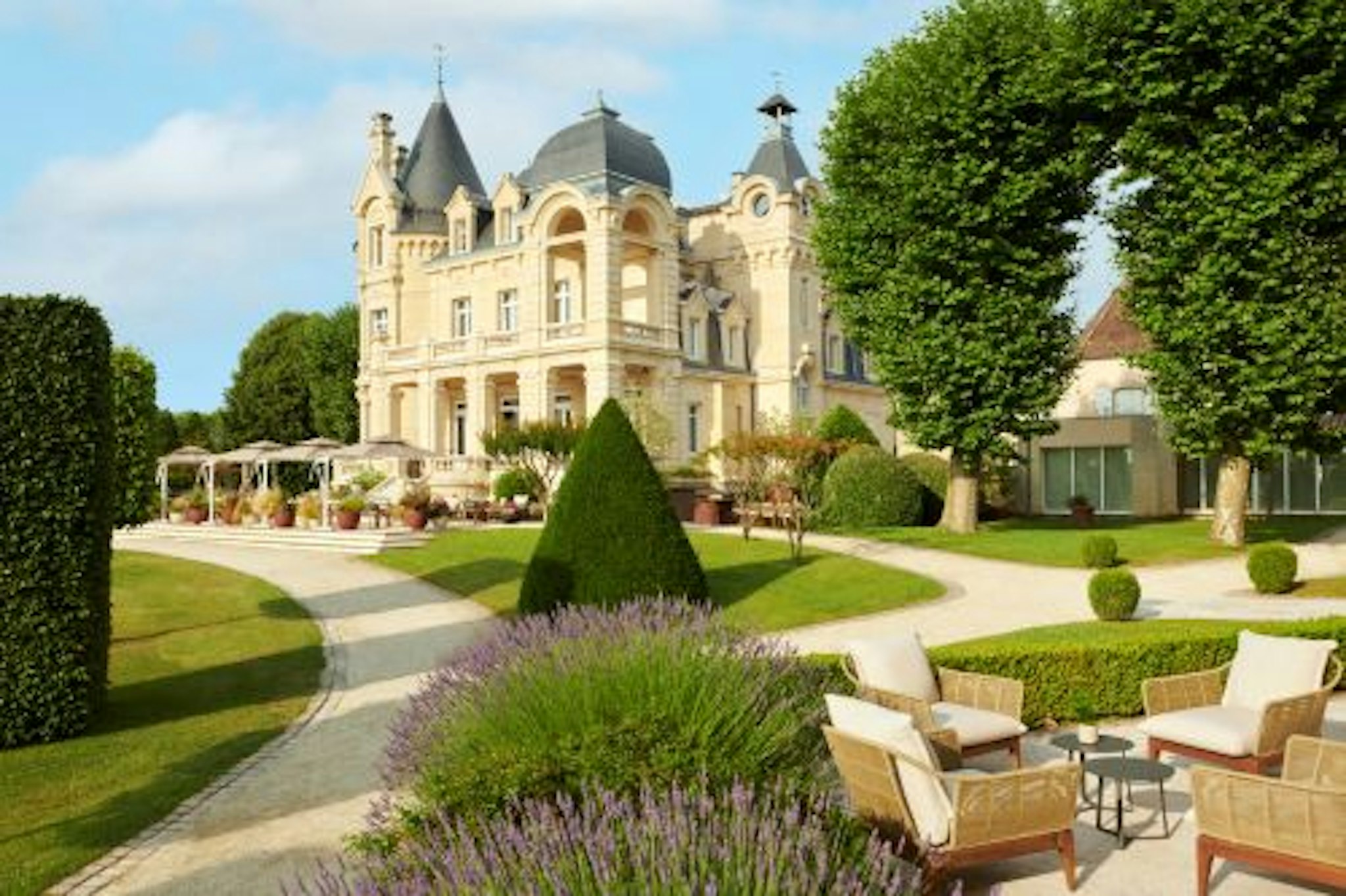 Grand Barrail Chateau Resort & Spa 27/30