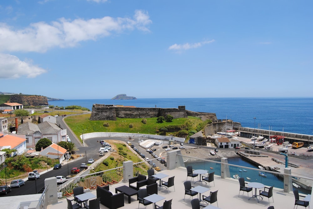 Angra Marina Hotel 44/52