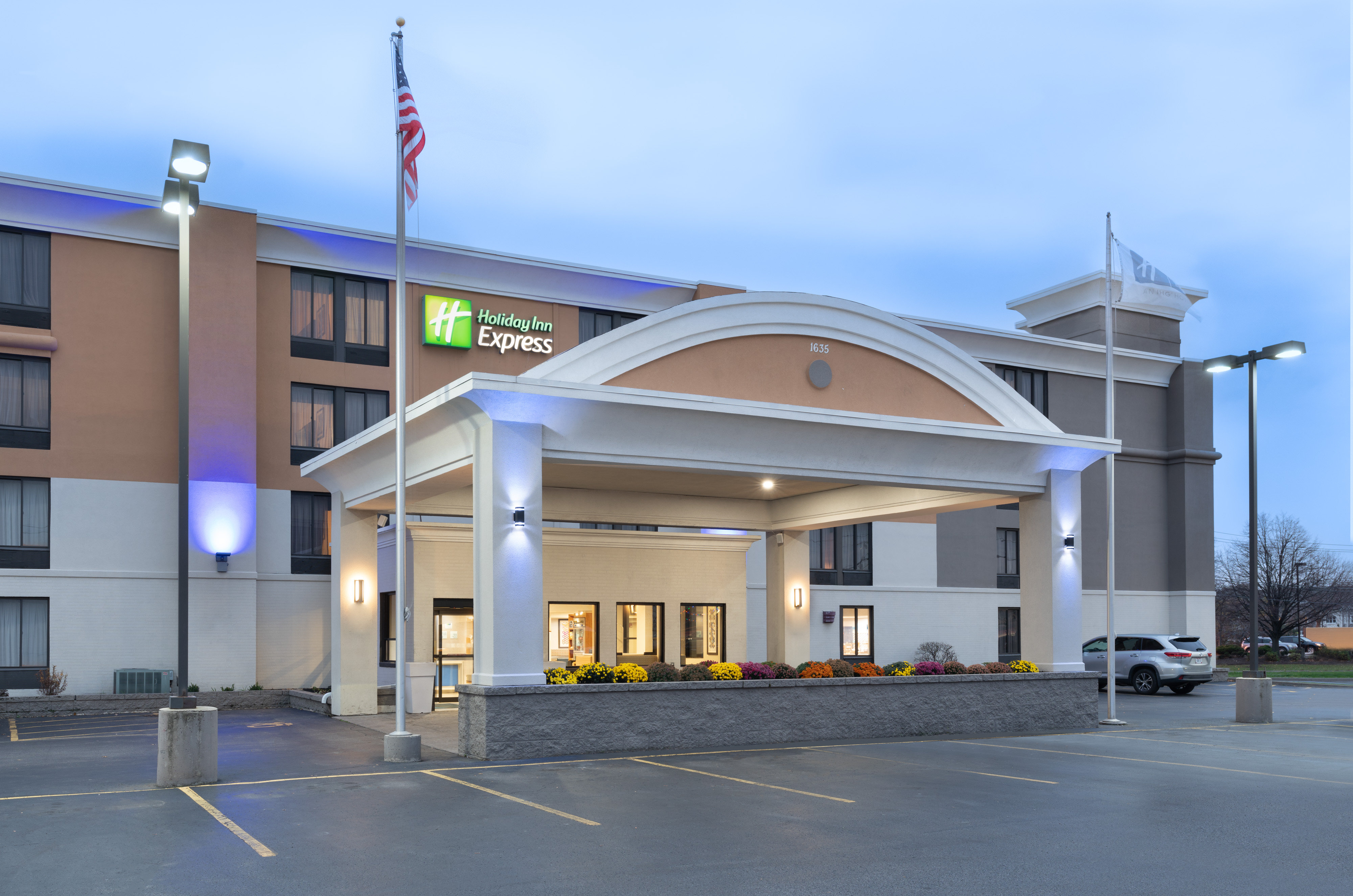 HOLIDAY INN EXPRESS ROCHESTER - GREECE 27/28