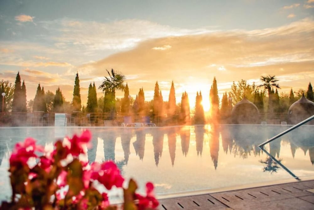 Hotel & Spa Resort Kaskady 45/50